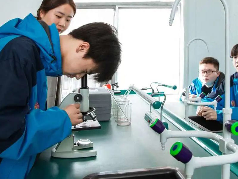 太白化学实验室